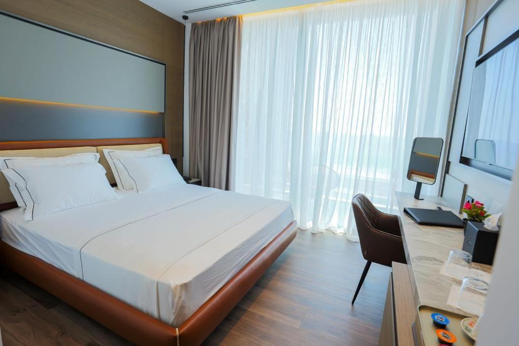 Nassau Hotel